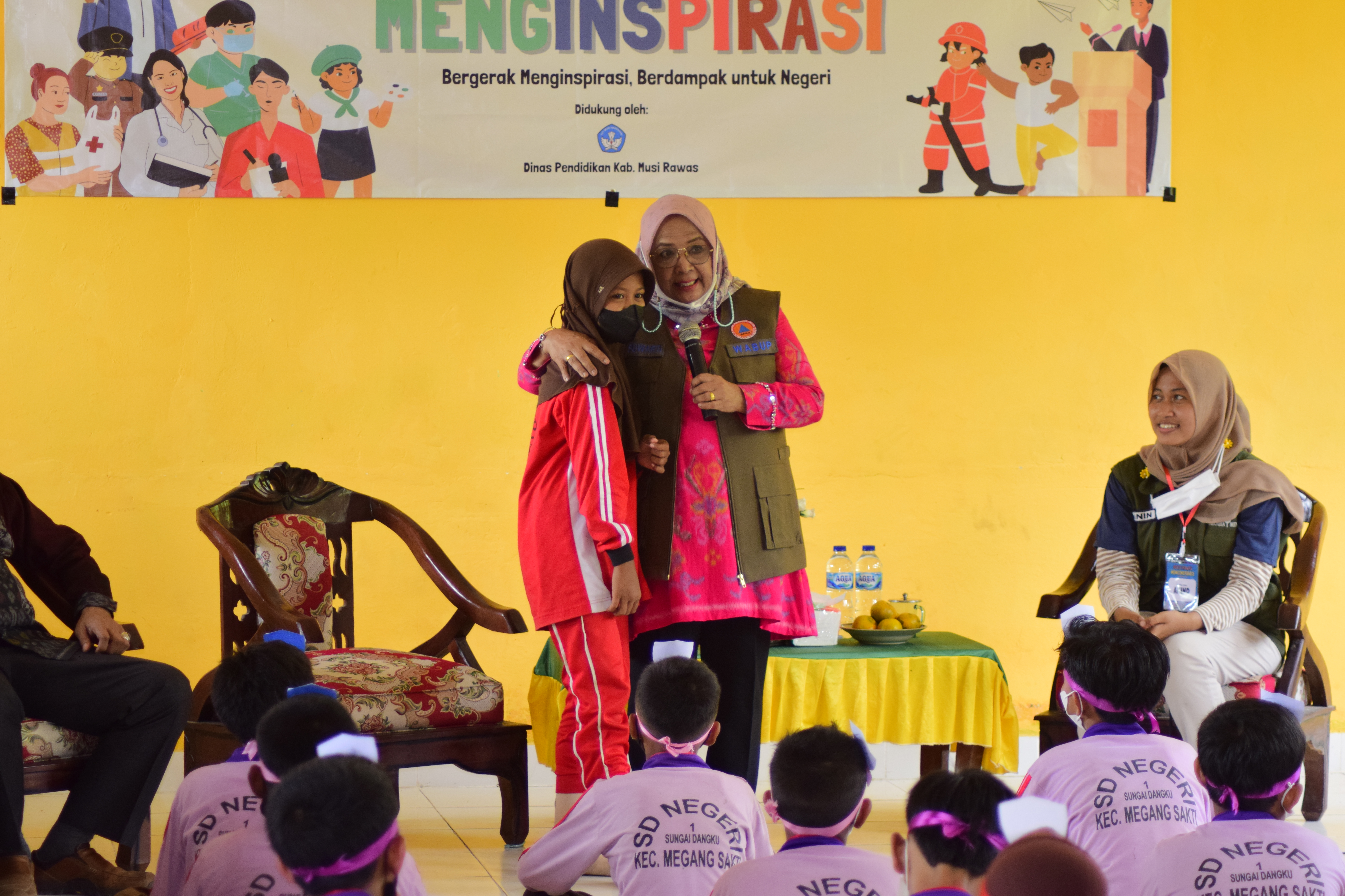 Wabup Mura Hadiri dan berikan motivasi ke pelajar SD Negeri 1 Sungai Dangku pada Kegiatan Musi Rawas