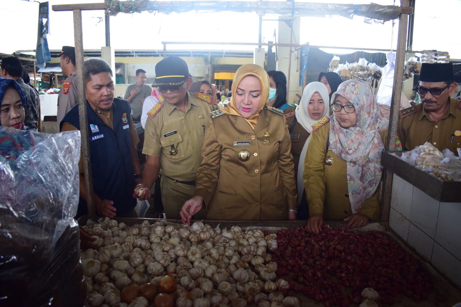 Jelang Natal, Bupati Musi Rawas bersama OPD terkait menggelar monitoring harga pasar