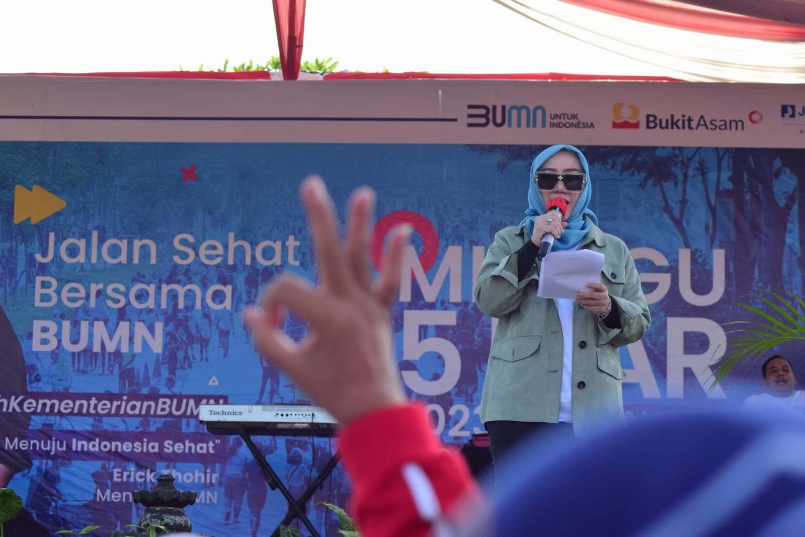 Jalan Sehat bersama BUMN dalam Rangka 25 Tahun Kementerian BUMN RI