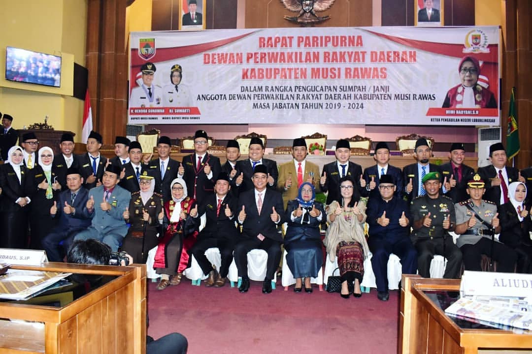 Bupati Saksikan Pelantikan 40 Anggota DPRD Mura Masa Bhakti 2019-2024