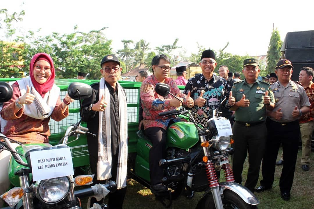 Bupati Mura Serahkan Bantuan 27 Unit Motor Roda Tiga