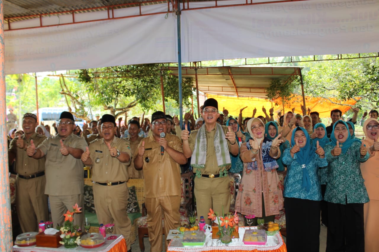 Bupati Mura Lakukan Peletakan Batu Pertama Pembangunan Pamsimas III Di Desa Karya Teladan
