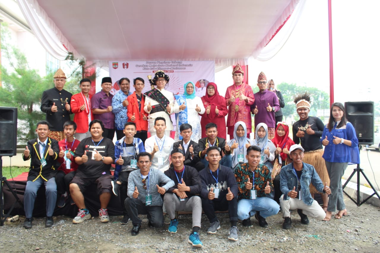 Wabup Hj Suwarti Resmikan Lomba Bercerita Lucu Bahasa Silampari