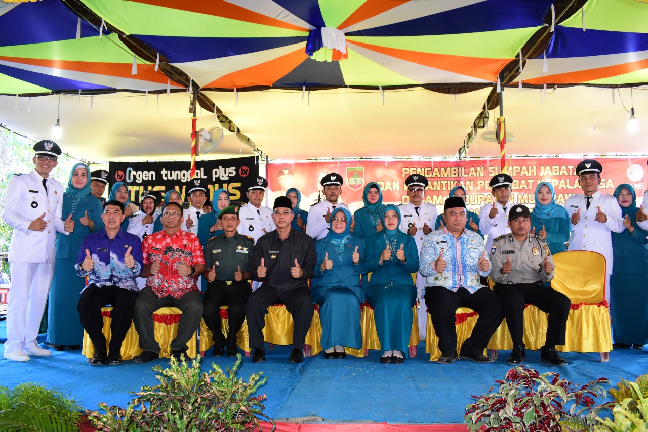 Bupati Musi Rawas Lantik 10 Pj Kades dan 10 Ketua TP PKK Desa