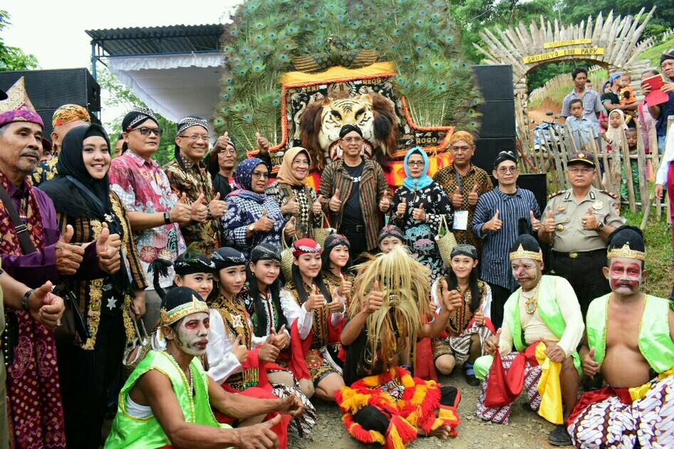 Resmikan Desa Wisata Tematik, Bupati : Ayo Ngelong Ke Musi Rawas