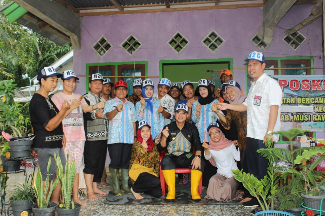 Tinjau Posko Kesehatan, Bupati Himbau Masyarakat Periksa Kesehatan Pasca Banjir