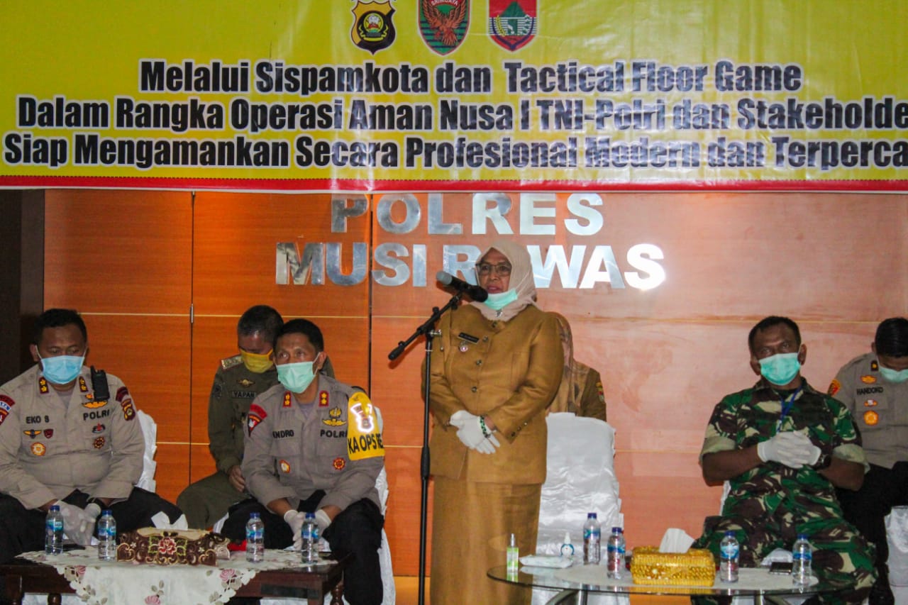 Wabup Hadiri Simulasi Sispamkota Dan TFG Terkait Pandemi Covid-19 Di Polres Mura