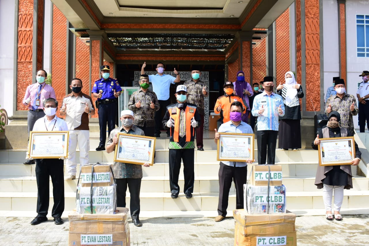 Tiga Perusahaan (PT) Berikan Bantuan APD Bagi Tenaga Medis Mura