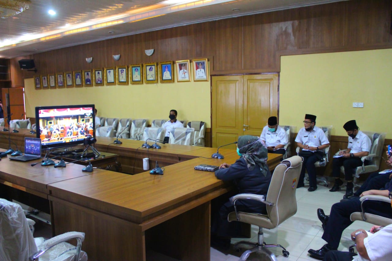 Wabup Ikuti Paripurna DPRD Mura Pandangan Umum Fraksi Atas Raperda APBD 2019