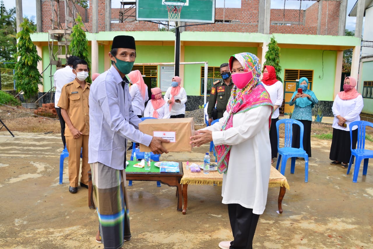 PMI Kabupaten Musi Rawas Bantu Ponpes untuk New Normal