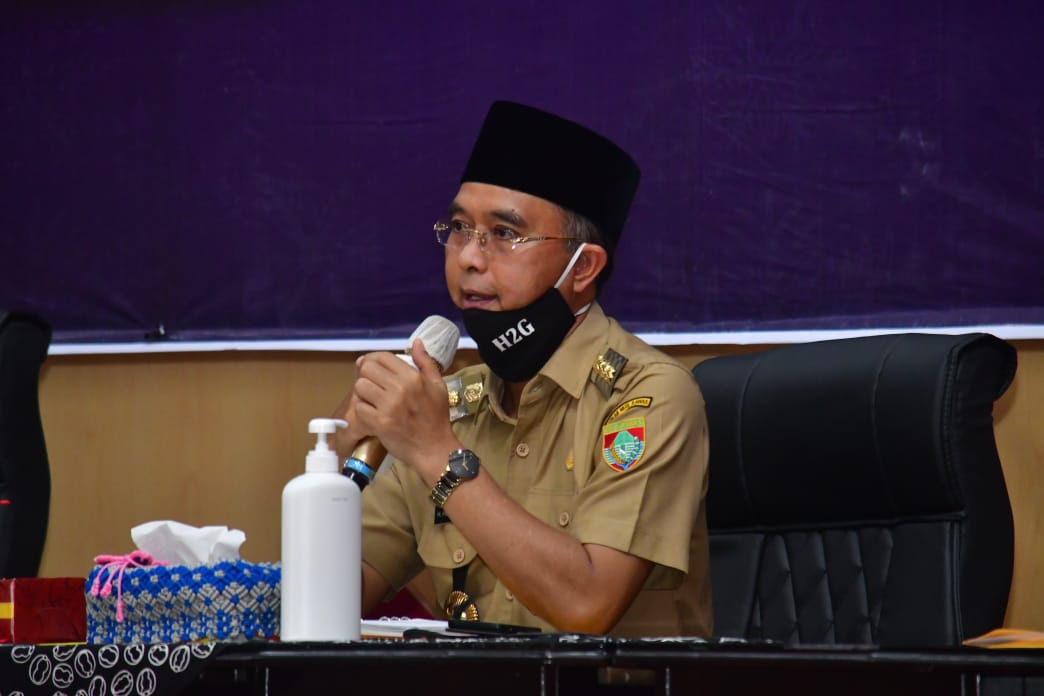 Bupati H2G Pimpin Rapat Staff Evaluasi Penanganan Covid 19