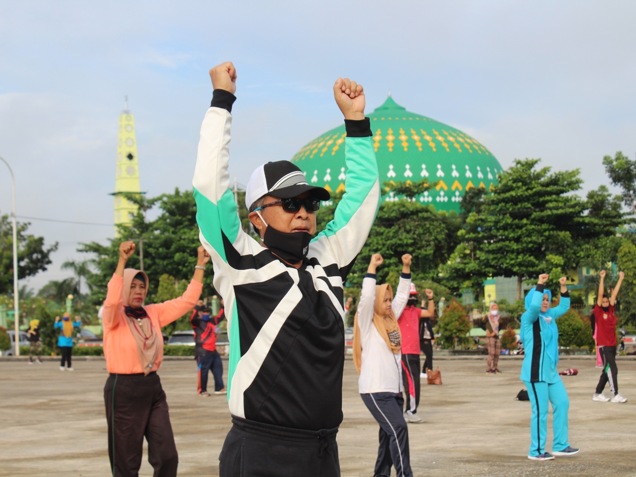 Bupati H2G Ikuti Senam Bersama Di Taman Beregam