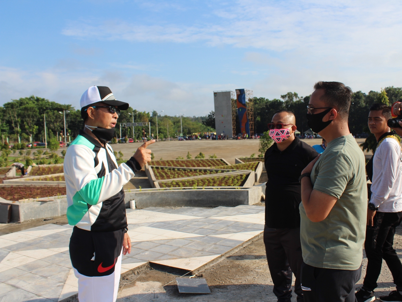 Bupati Musi Rawas meninjau pembangunan Taman Begeram Muara Beliti