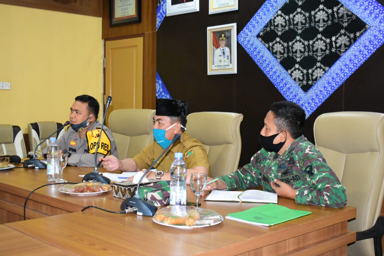 Asisten I Pimpin Rapat Kesiapan Tim Satgas Karhutlah