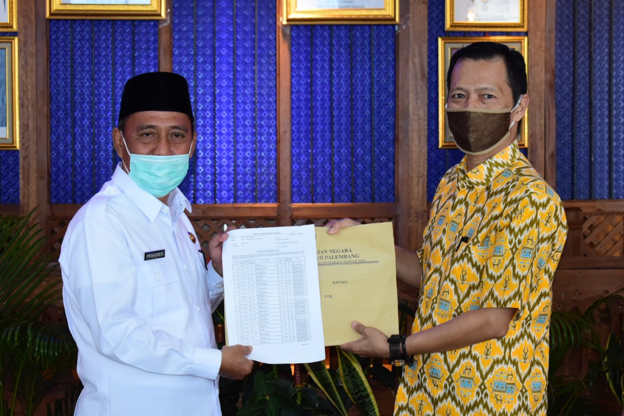 Pemerintah Kabupaten Musi Rawas serahkan Berita Acara Persetujuan Teknis Usul Kenaikan Pangkat PNS
