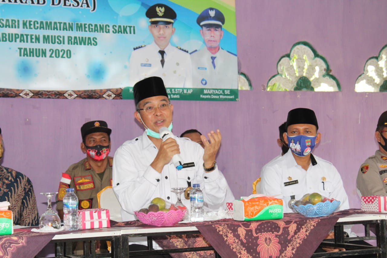 Jalankan Program Akrab Desa, Bupati H2G Bina Perangkat Desa dan Masyarakat