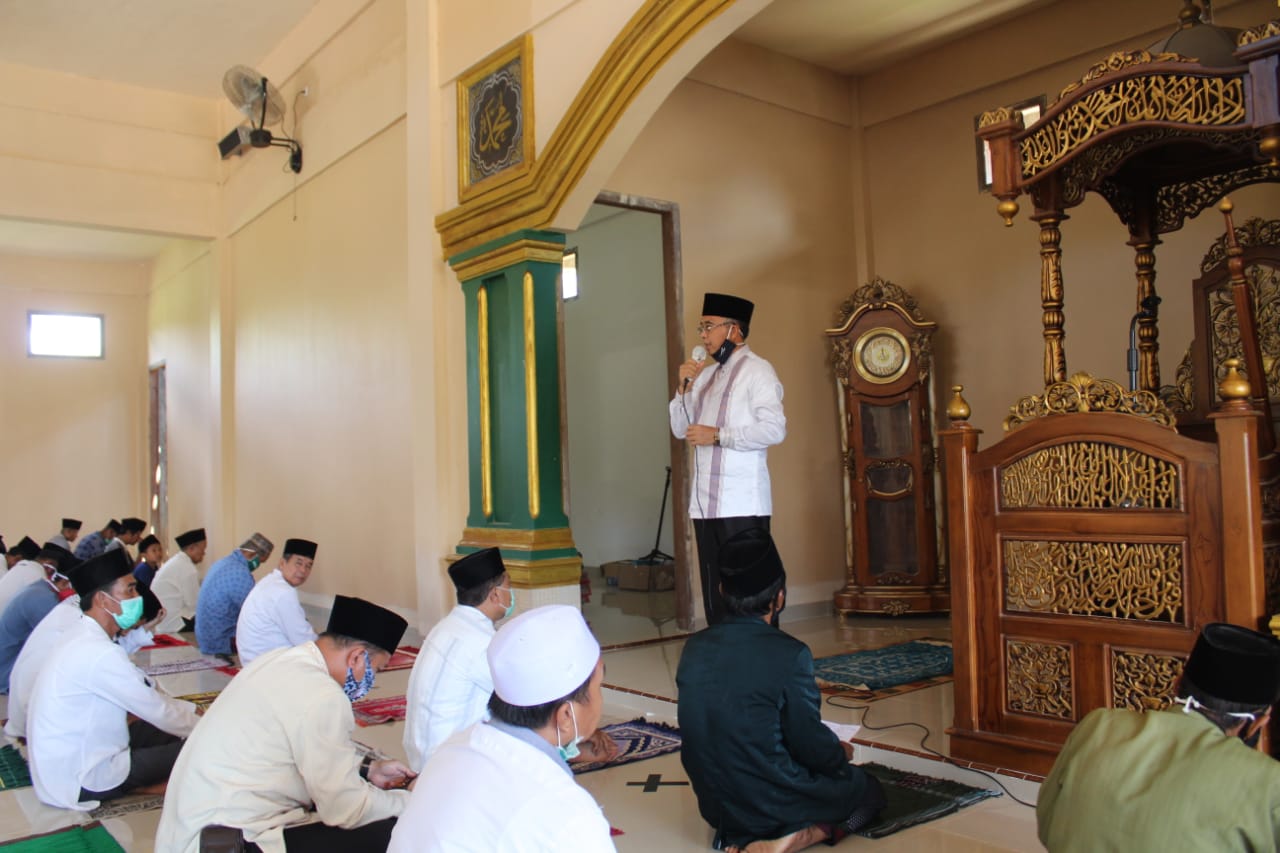 Safari Jumat di Desa Pelita Jaya, Bupati Ajak Masyarakat Patuhi Protokol Kesehatan