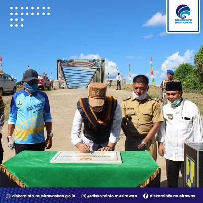 Bupati H2G Resmikan Jembatan Rangka Baja Prabumulih Muara Lakitan