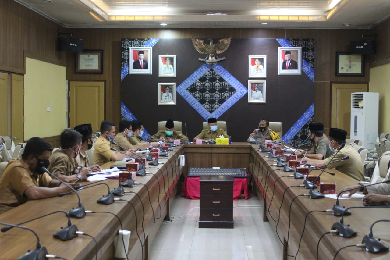Asissten III Bidang Administrasi Umum Pimpim Rapat Persiapan Upacara HUT RI Ke-75