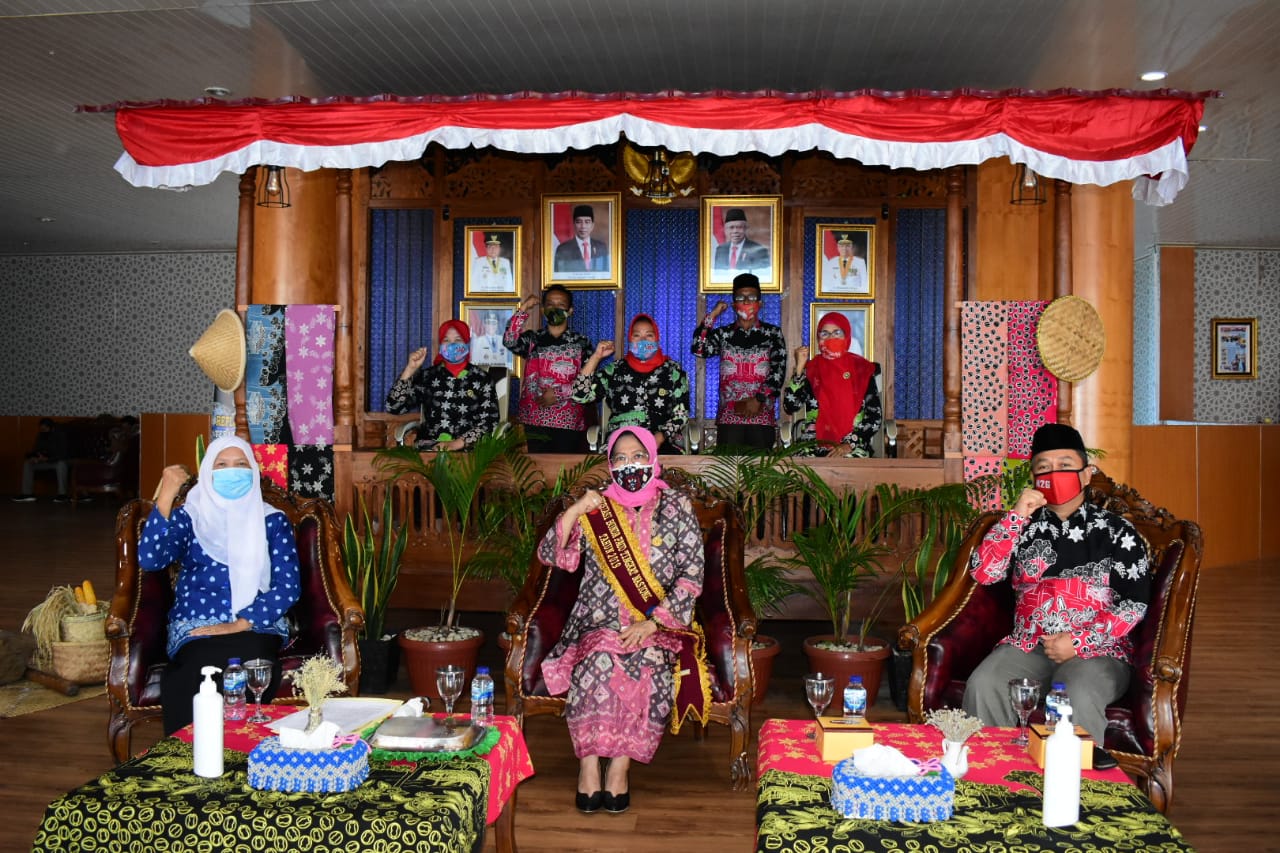 HUT Himpaudi ke-15, Bunda Paud Musi Rawas Jadi Narasumber Himpaudi TV