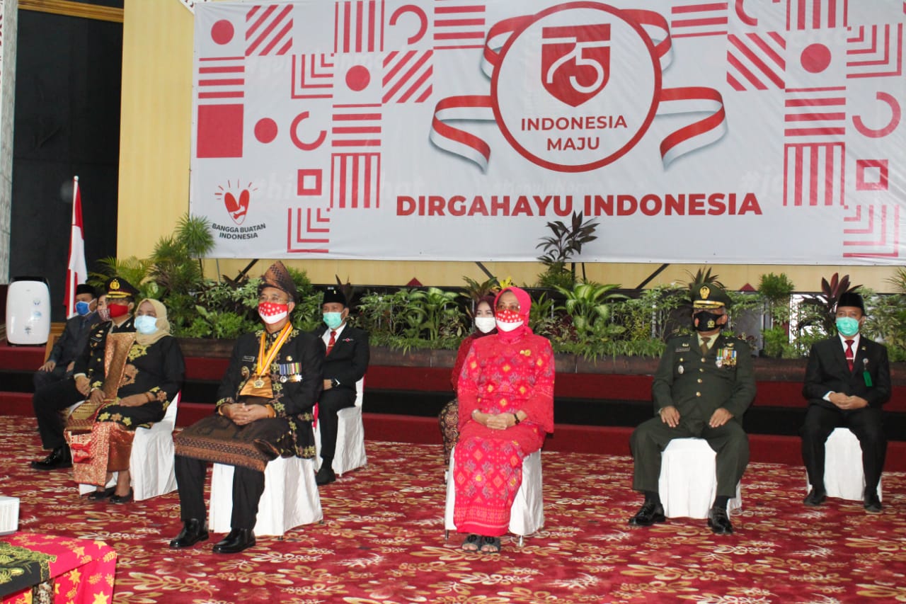 Melalui Vidcon, Bupati H2G Ikut Peringati HUT RI Ke 75