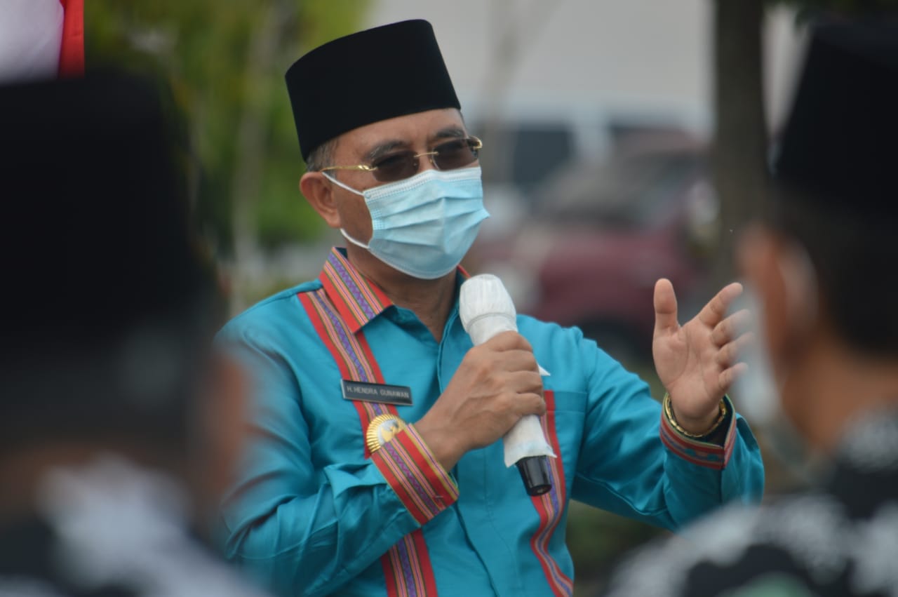 Pimpin Rapat Staf, Bupati H2G Himbau OPD Cerdas Jaga Kesehatan