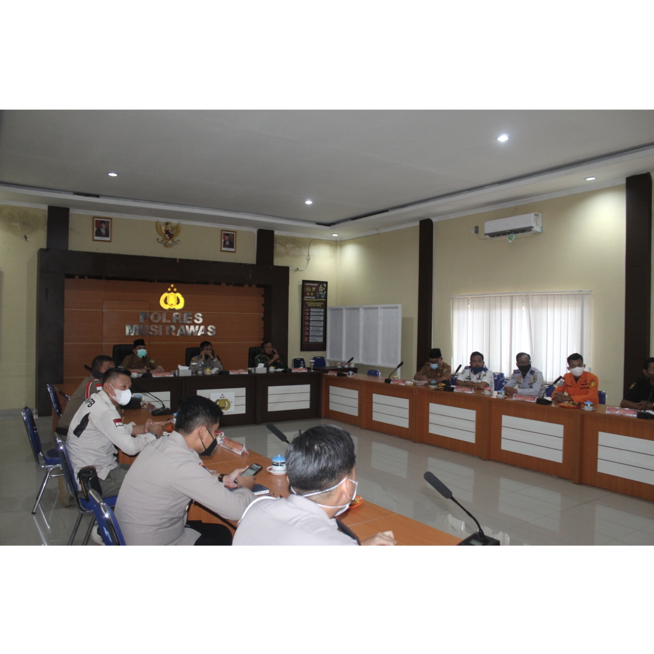 Via Vidcon, Asisten I ikuti Rakor Lintas Sektoral Operasi Lilin Tahun 2020 Bersama Polda Sumsel