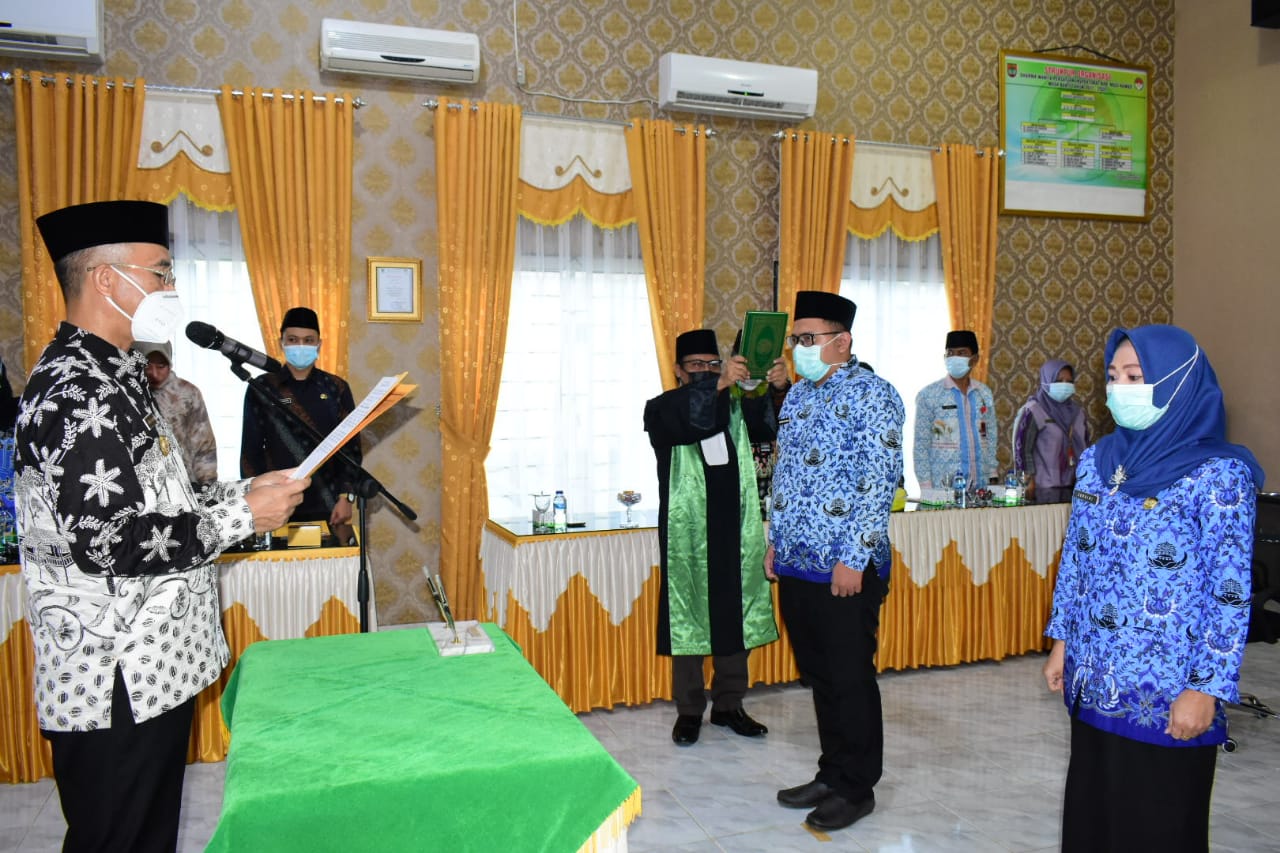 Bupati Lantik Pejabat Fungsional Auditor dan Auditor Kepegawaian