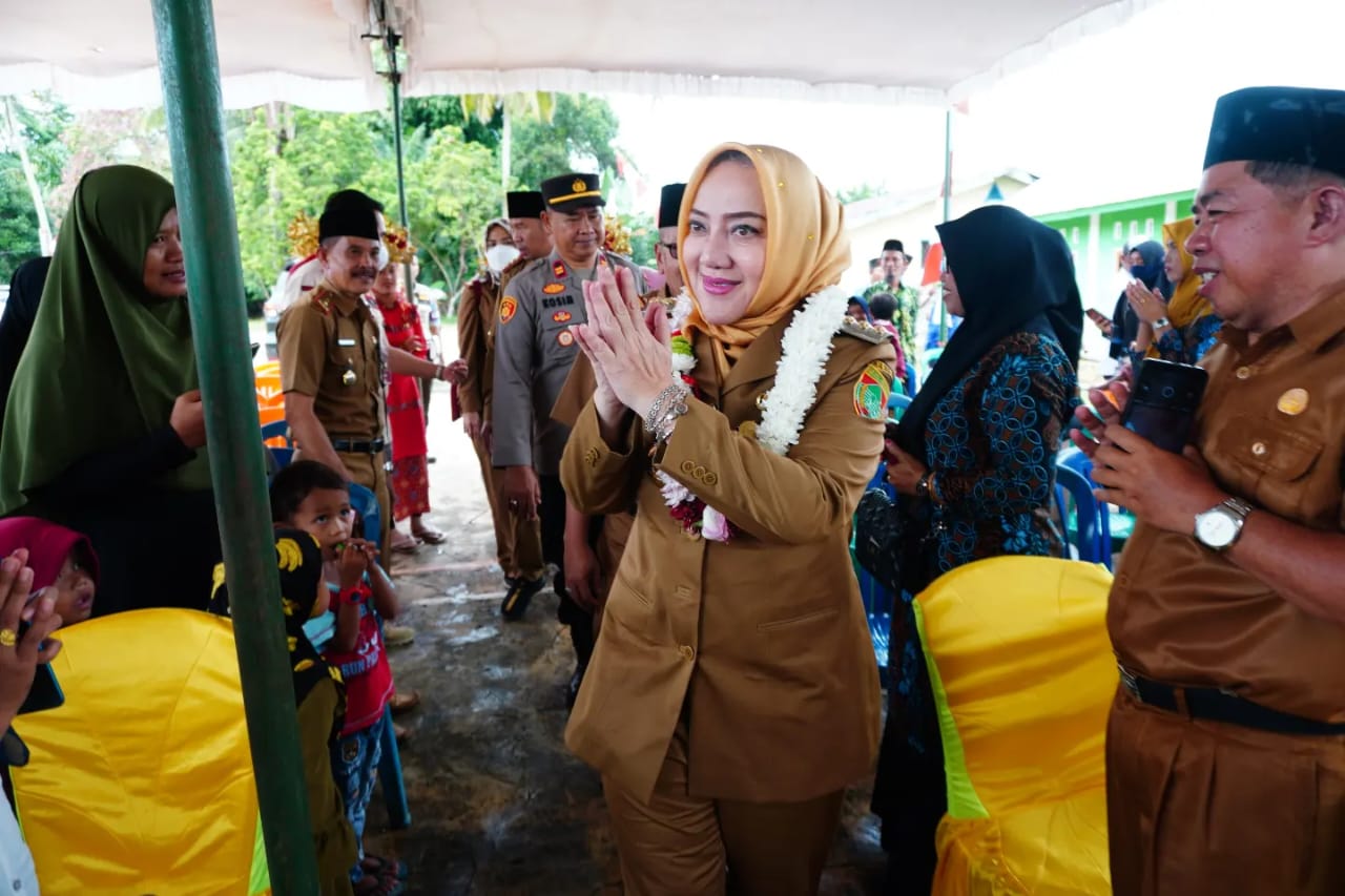 Roadshow Penyaluran bantuan operasional mobil ambulans ke Desa Dwijaya Kecamatan Tugumulyo