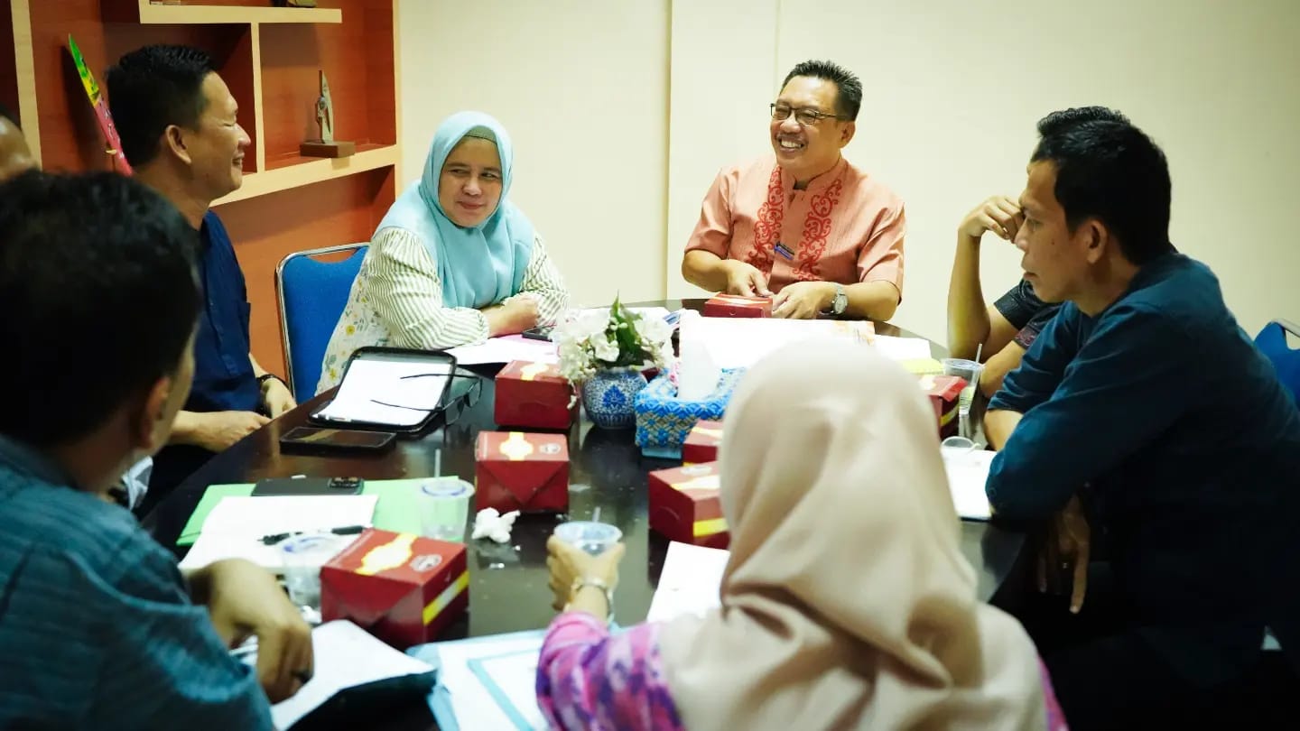Asisten Administrasi Umum dan Keuangan pimpin Rapat Pembahasan Proposal Bantuan Hibah di Lingkungan Pemkab Musi Rawas